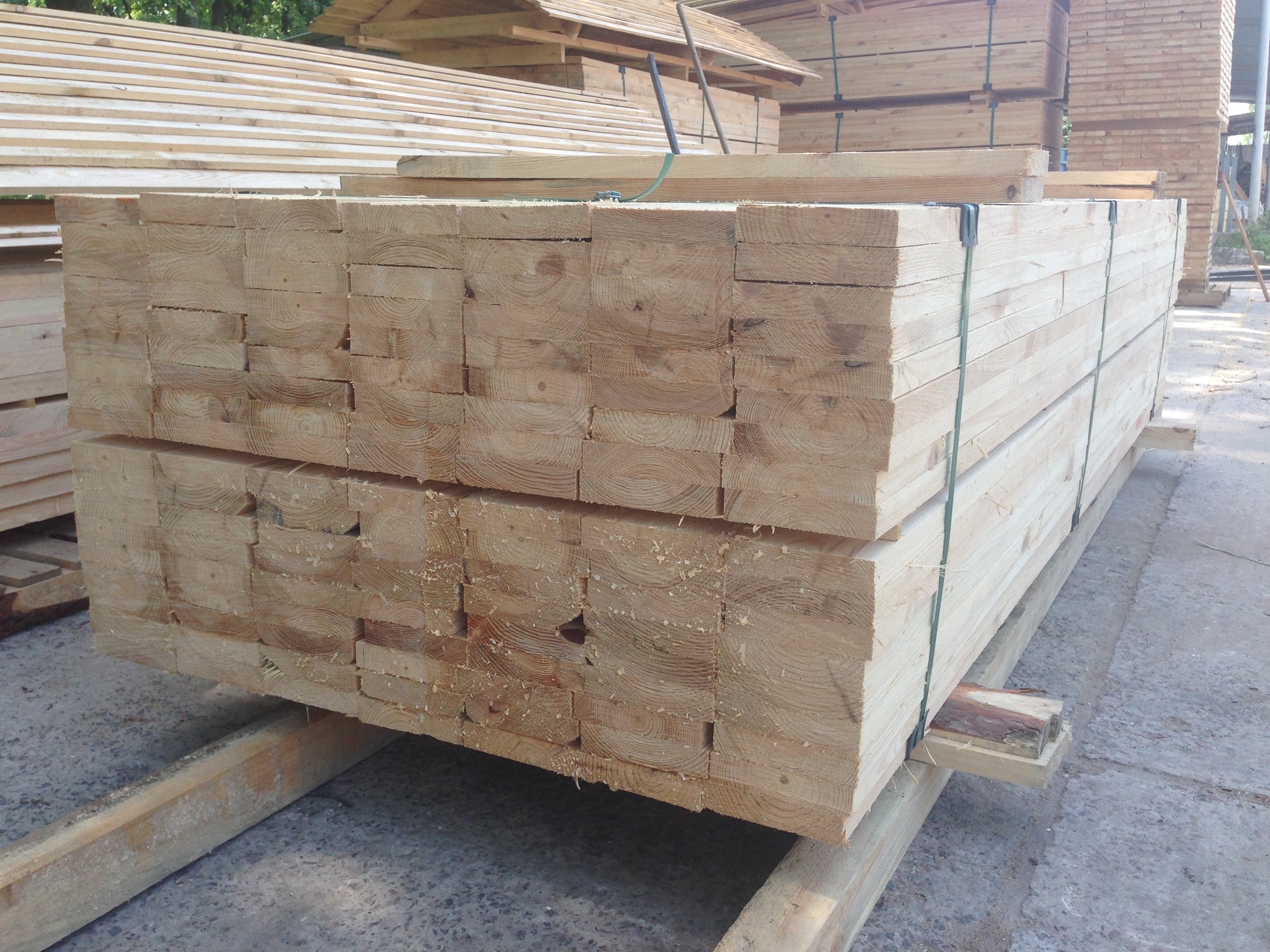 sawn-pine-lumber